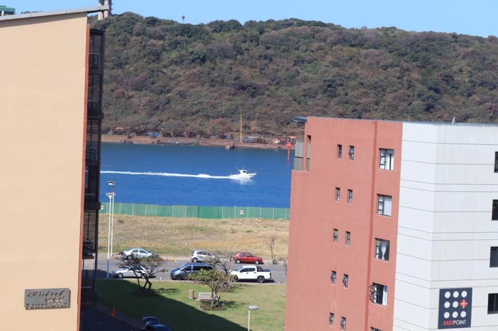 Apartment Point Waterfront The Sails Seaview -- Near Msc Cruise Terminal *